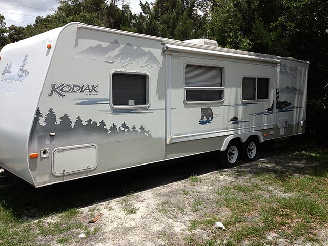 2005 Dutchmen Kodiak Photo