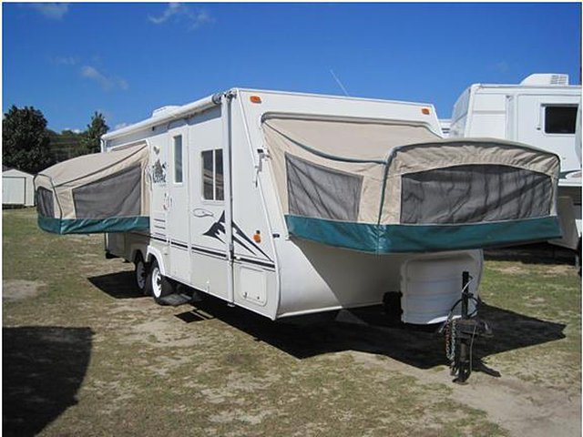 2004 Dutchmen Kodiak Photo