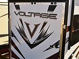 2015 Dutchmen Voltage Photo #9