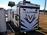 2015 Dutchmen Voltage Photo #10