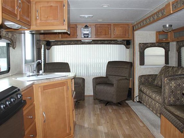 07 Dutchmen Tundra