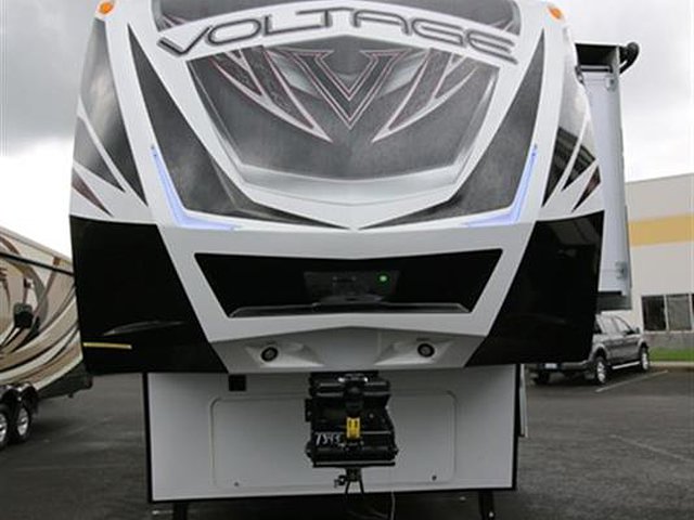 2015 Dutchmen Voltage Photo