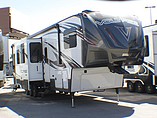 15 Dutchmen Voltage V-Series