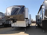 15 Dutchmen Voltage V-Series