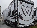 2015 Dutchmen Voltage V-Series Photo #5