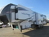 2015 Dutchmen Voltage V-Series Photo #10