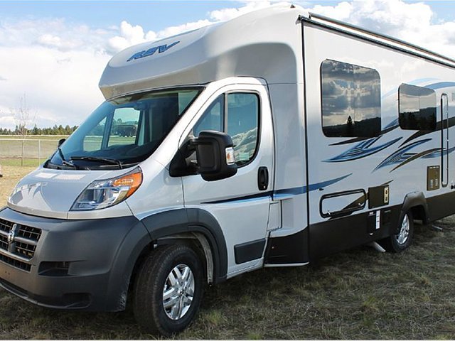 2016 Dynamax Rev Photo