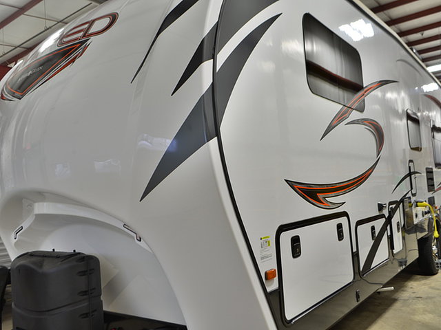 2015 Evergreen Amped Photo