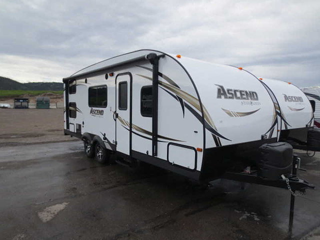 2014 Evergreen Ascend Photo