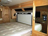 2005 Fleetwood Photo #36