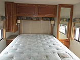 2005 Fleetwood Photo #33