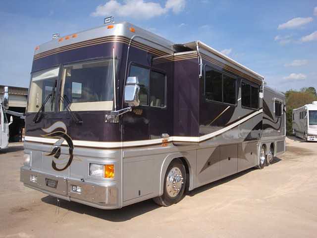 2001 Featherlite Featherlite Photo