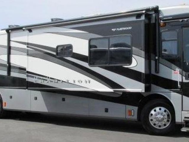 2005 Fleetwood Photo
