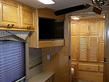 2006 Fleetwood American Revolution Photo #10