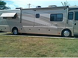 2005 Fleetwood American Tradition Photo #2