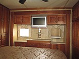 2005 Fleetwood American Tradition Photo #25