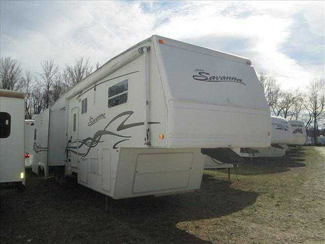 2000 Fleetwood Avion Photo