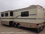 1997 Fleetwood Bounder Photo #5