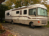 1998 Fleetwood Bounder Photo #2