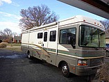 2000 Fleetwood Bounder Photo #2