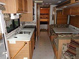 2000 Fleetwood Bounder Photo #5