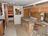 2000 Fleetwood Bounder Photo #6