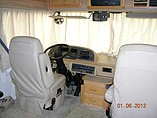 2000 Fleetwood Bounder Photo #4