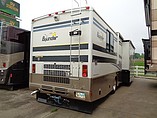 2003 Fleetwood Bounder Photo #5