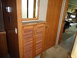 2003 Fleetwood Bounder Photo #8