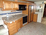 2003 Fleetwood Bounder Photo #15