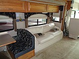 2003 Fleetwood Bounder Photo #18