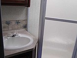 2003 Fleetwood Bounder Photo #9