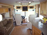 2003 Fleetwood Bounder Photo #2