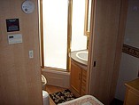 2003 Fleetwood Bounder Photo #5