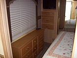 2003 Fleetwood Bounder Photo #7