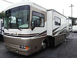 2003 Fleetwood Bounder Photo #2