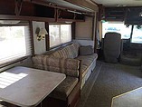2003 Fleetwood Bounder Photo #2