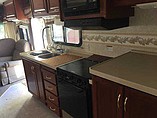 2003 Fleetwood Bounder Photo #8