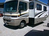 2004 Fleetwood Bounder Photo #2