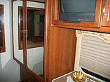 2004 Fleetwood Bounder Photo #19