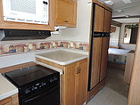 2004 Fleetwood Bounder Photo #3