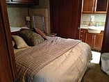 2008 Fleetwood Bounder Photo #8