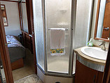 2010 Fleetwood Bounder Photo #7