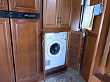 2010 Fleetwood Bounder Photo #9
