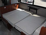 2015 Fleetwood Bounder Photo #42