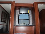 2015 Fleetwood Bounder Photo #65