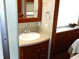 2006 Fleetwood Bounder Photo #25