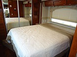 2006 Fleetwood Bounder Photo #30