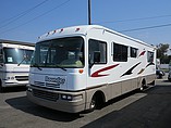 1996 Fleetwood Bounder Photo #9