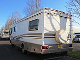 2001 Fleetwood Bounder Photo #2
